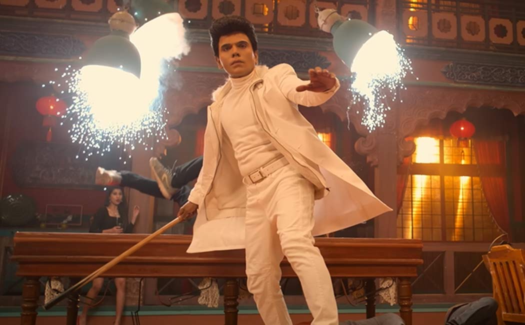 arul saravanan's 'the legend' movie get no.1 in trending