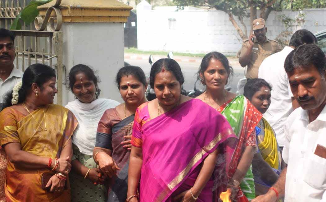 "I am also deeply saddened.." - Vanathi Srinivasan