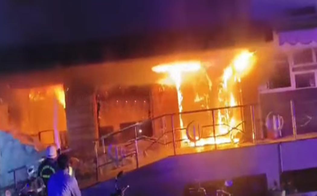 hospital fire; Minister I. Periyasamy inquired about the welfare of the rescued