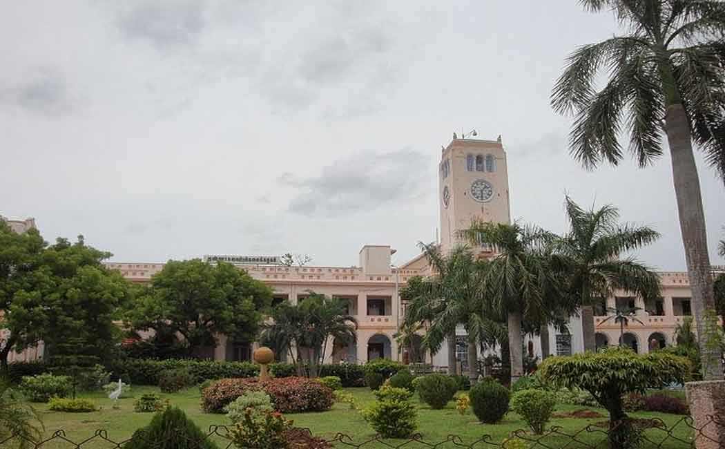 Request for pension benefits of Annamalai University retirees