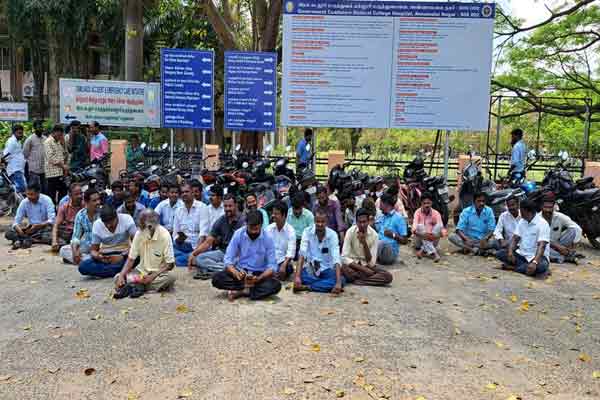 chidambaram annamalai university temporary employees incident