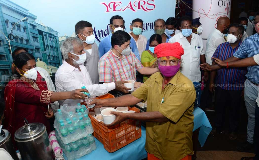 Sehgar Babu and Dayanidhi Maran who were examined at the hospital