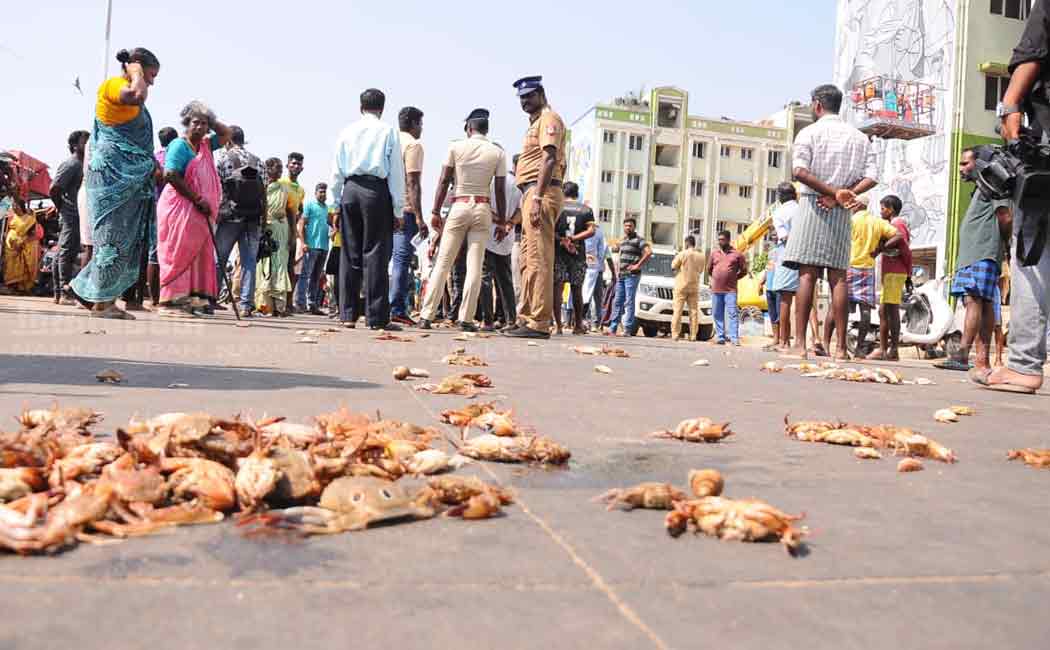 fishermen against removal encroachments chennai marina beach nearest
