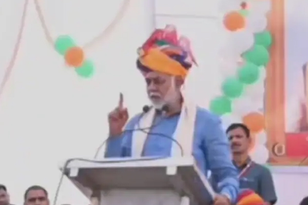 madhya pradesh BJP minister's controversial speech about freebies