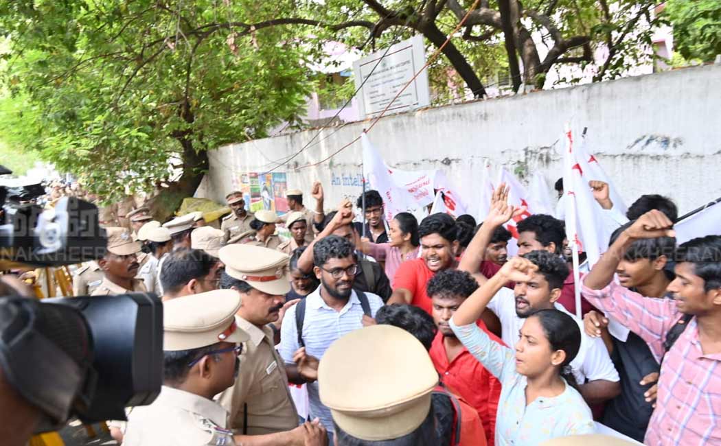 Indian Students Union protests against US for Incident students (Pictures)