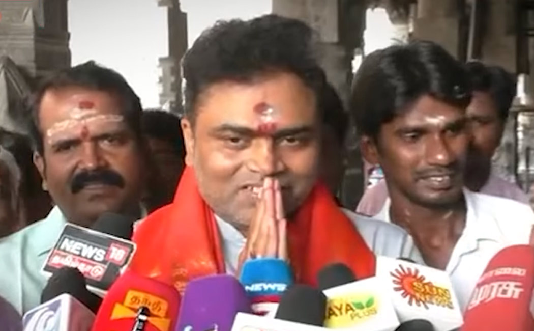 varisu movie Vamshi Paidipally press meet at thiruvannamalai temple