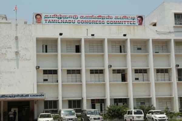 Who is the Chairman of Tamil Nadu Congress Committee? Female executives compete!