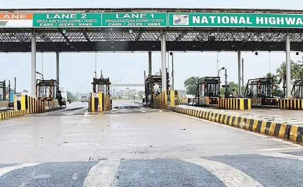 Govt to provide security to toll booths - High Court orders
