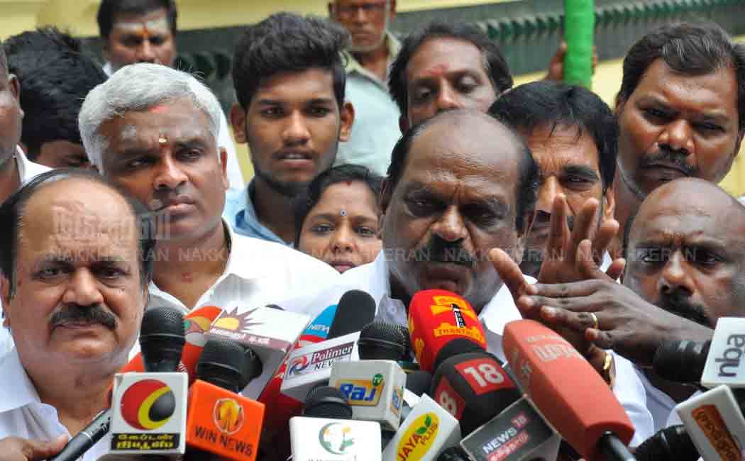 Thambidurai MP met O.P.S. at his residence