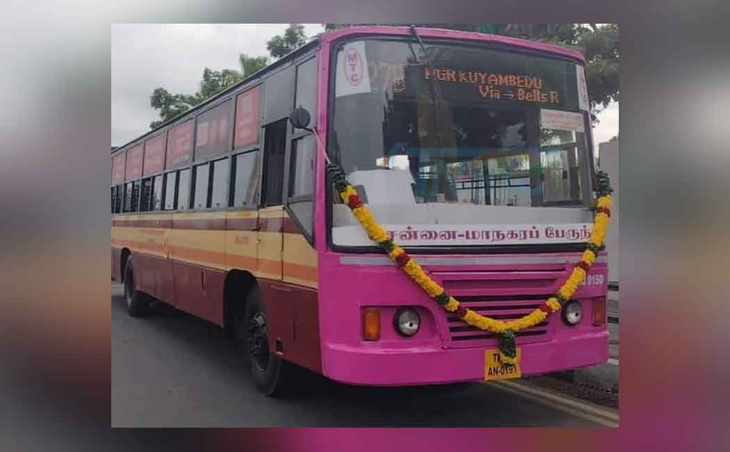 No fare for Women on pink buses!