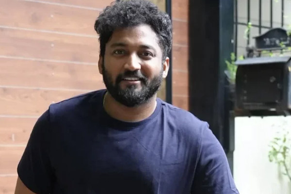Bigg Boss Vikraman booked in 10 sections for lawyer complaint
