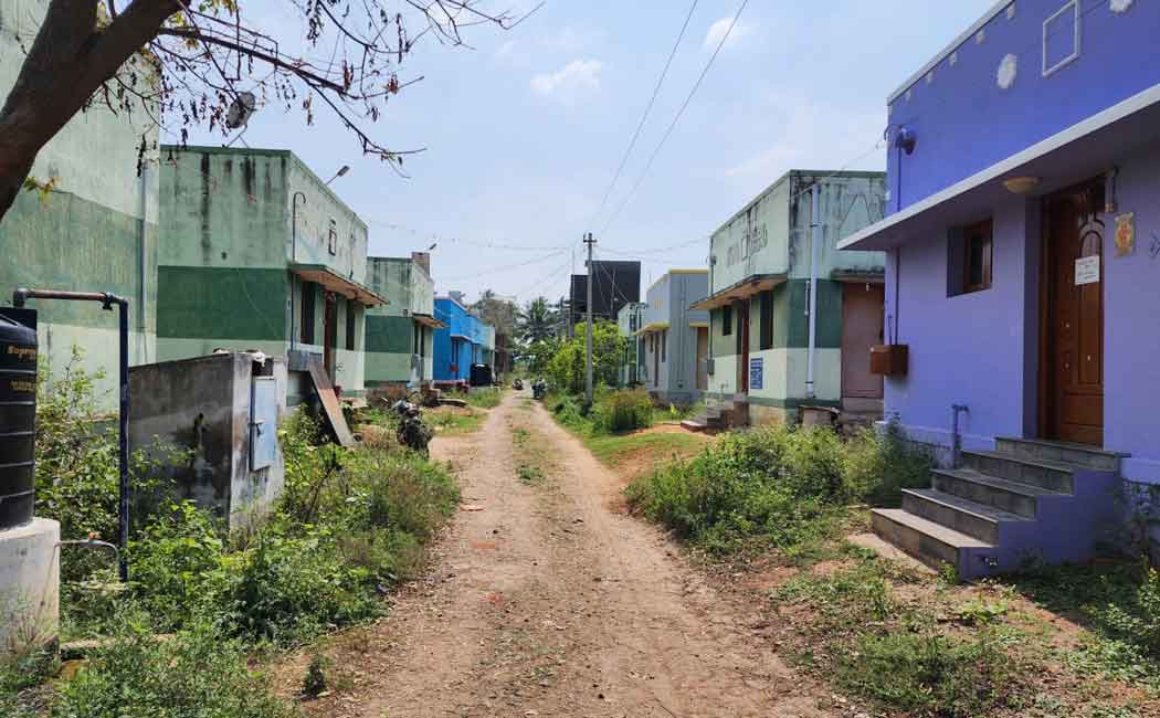 200 green houses have been obtained illegally in the ADMK regime!