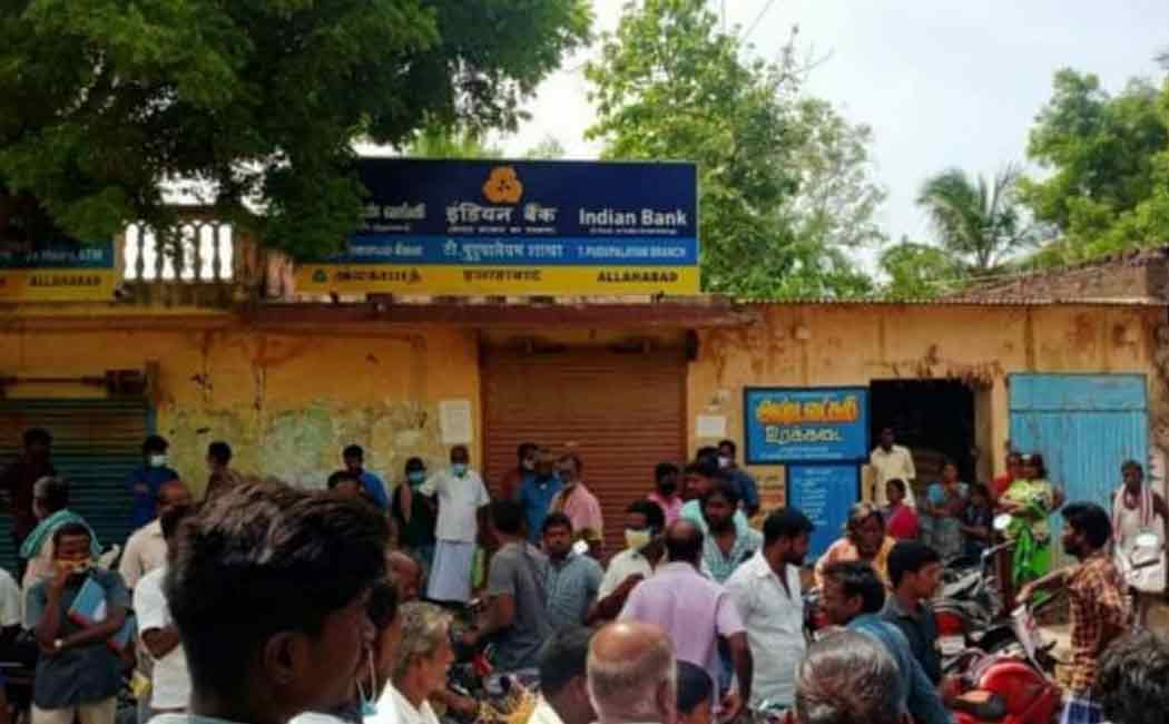 Bank manager attacked for telling the truth ...!