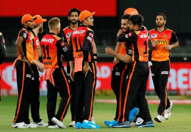 IPL MATCH HYDERABAD SUN RISERS VS CHENNAI SUPER KINGS