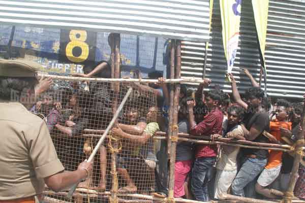 Fans gathered to buy tickets in Chennai Cheppakam for csk vs MI match