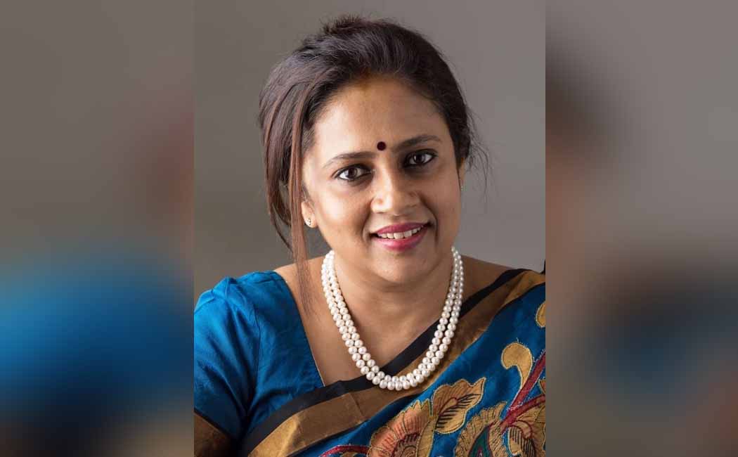 I have an alternative opinion; Director Lashmi Ramakrishnan who reviewed Mamannan