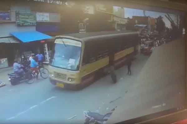 The tire of the government bus was blown out by itself