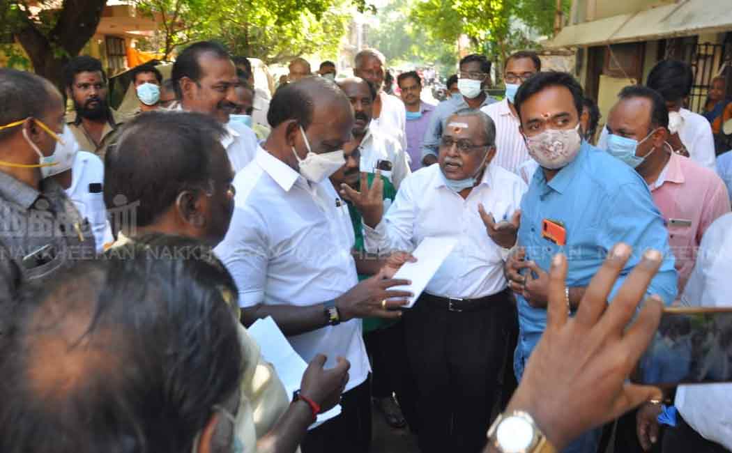 The minister who started to meet the people in person