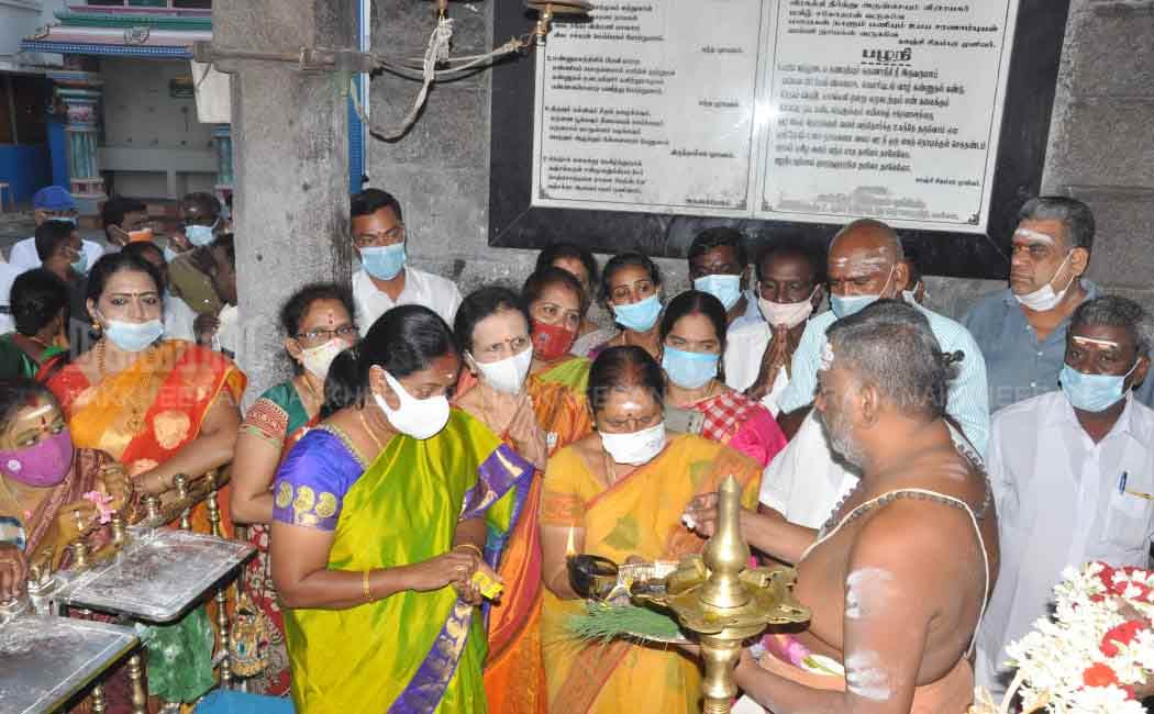 Tamil Nadu BJP women's team worships to strengthen Modi's life and security