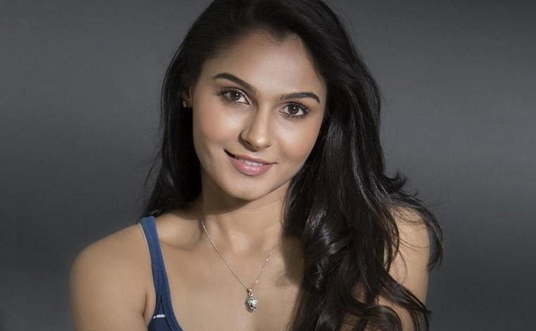 andrea jeremiah talk about vattam movie