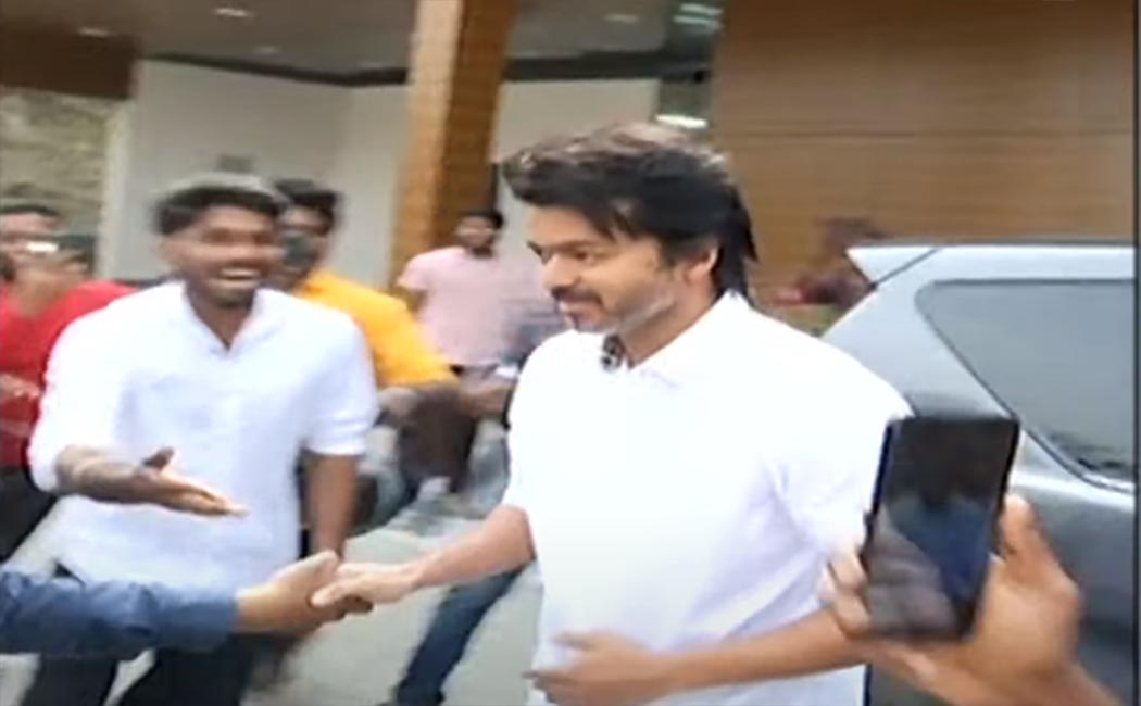 Vijay's surprise... fans are excited!