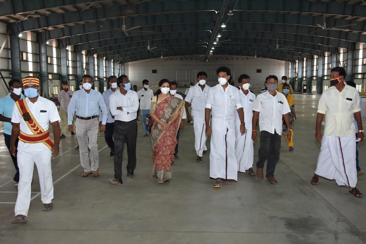 Minister Anbil Mahesh inspects Trichy NIT
