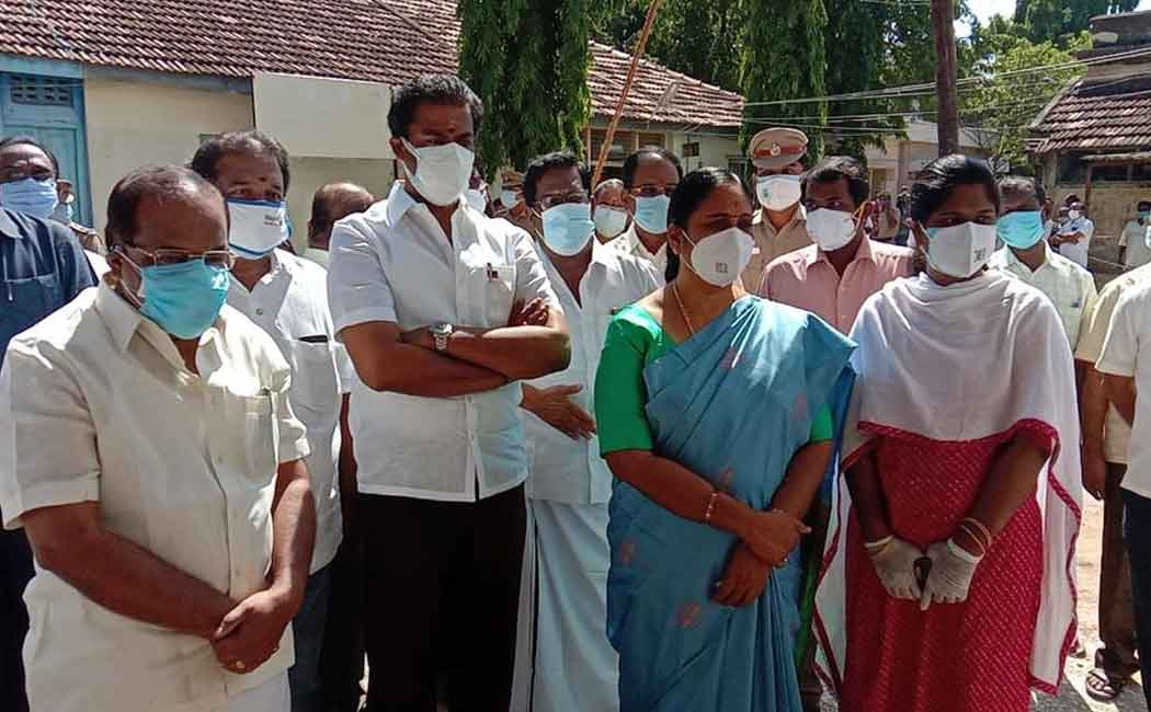 Food Minister opens oxygen production center