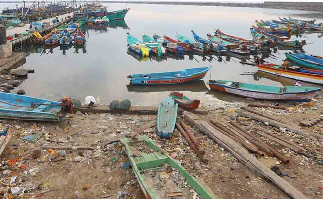 Sri Lankan Navy arrests 22 Tamil Nadu fishermen