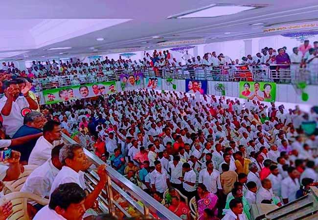 THENI AMMK PARTY MEETING TTV DHINAKARAN SPEECH