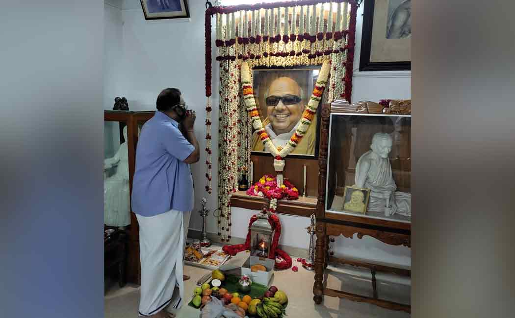 M K Azhagiri Visited gopalapuram kalaignar house