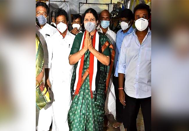 sasikala arrived chennai very soon
