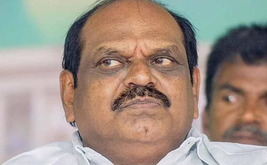 Anti-corruption department filed a case against former minister vaithilingam