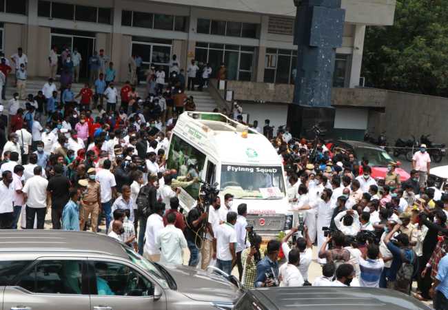 H VASANTHAKUMAR CHENNAI POLITICAL LEADERS