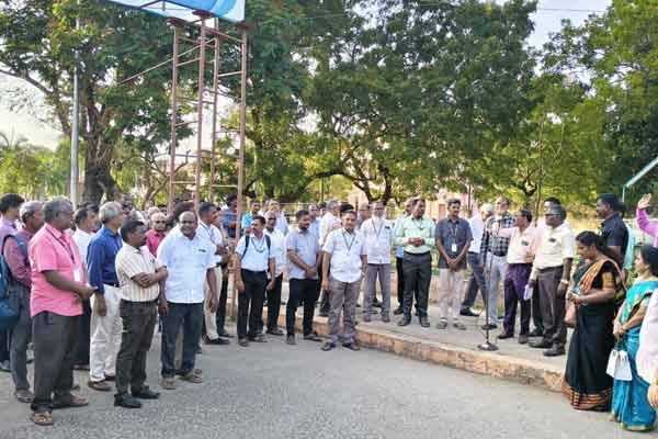 Teachers and staff struggle at Annamalai University