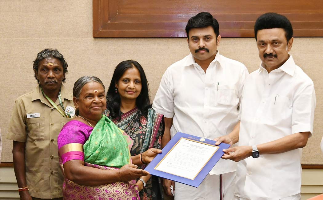 cm mk stalin gave the appointment order to Oscar film star bellie