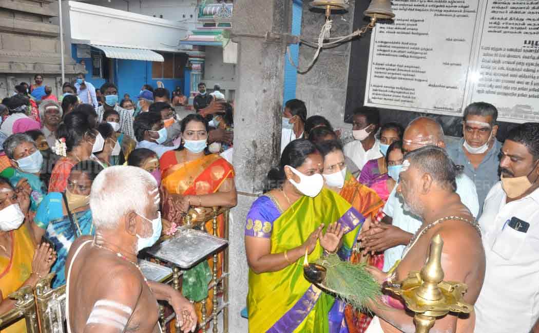 Tamil Nadu BJP women's team worships to strengthen Modi's life and security