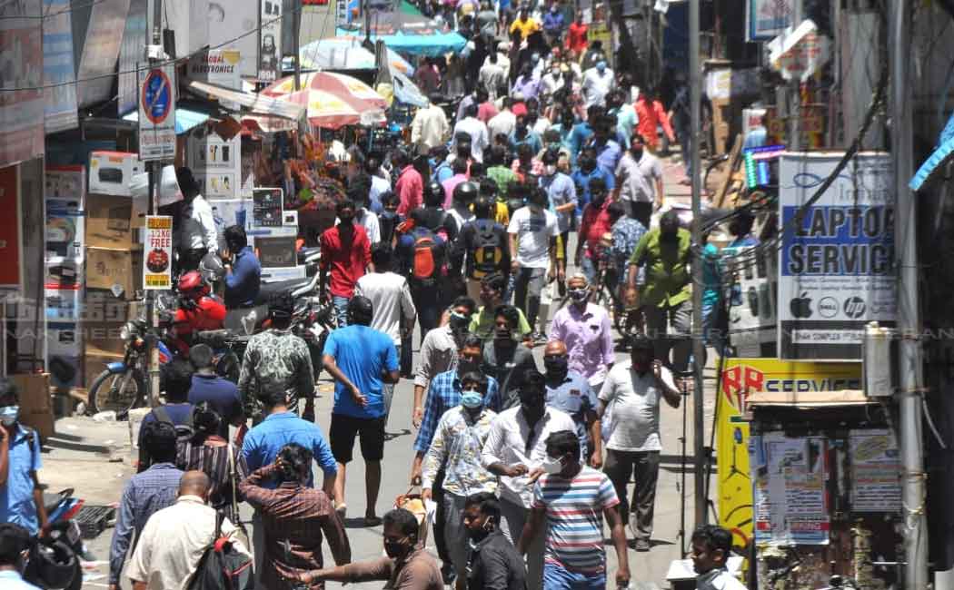 Crowds of customers on Richie Street