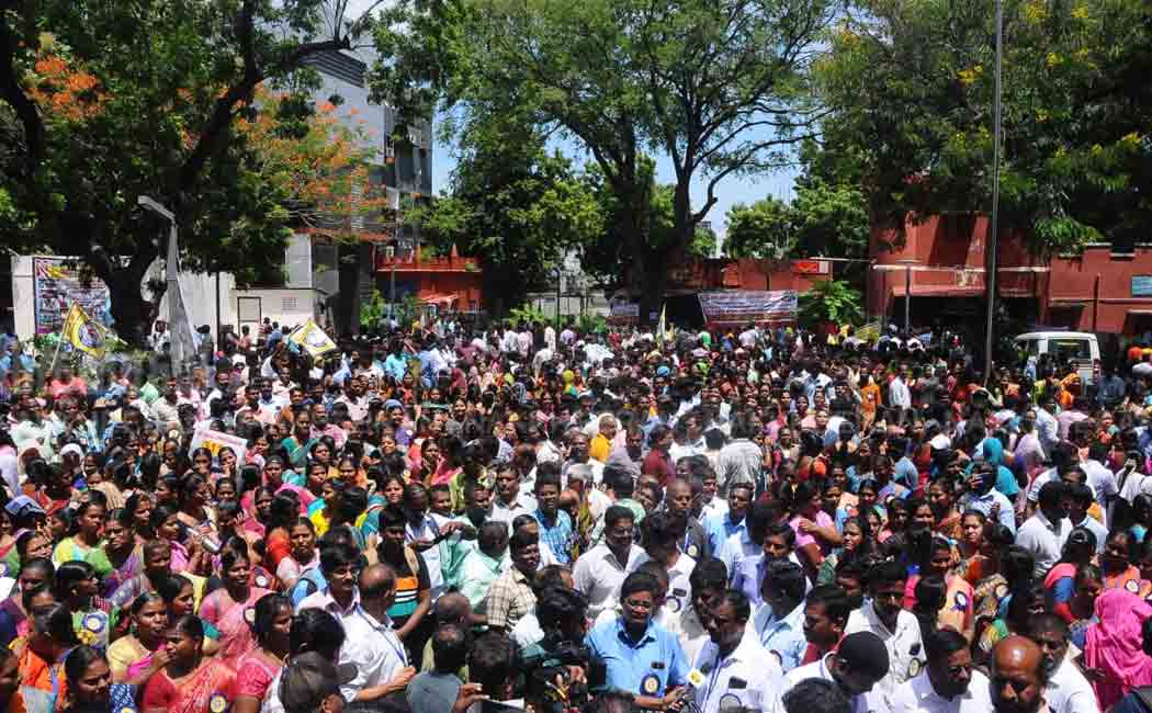 Intermediate Registration Senior Teachers Strike (Pictures)