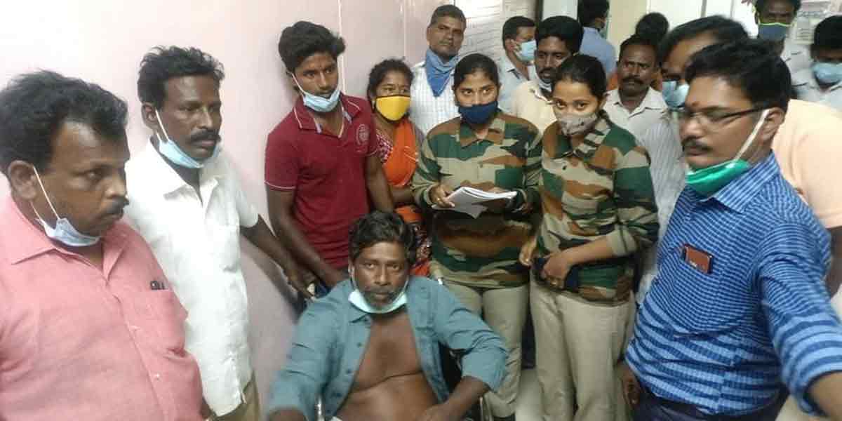 Two admitted to hospital after being bitten by a crocodile near Chidambaram