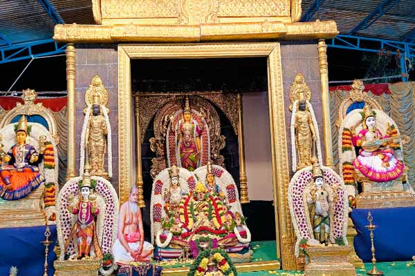 Japanese devotees gathered in Tiruvannamalai