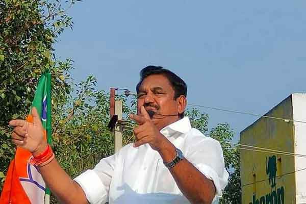 EPS spoke that stalin was expert in speaking lie
