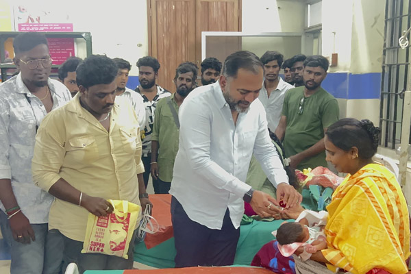 Gold rings as a gift for Surya's birthday in new born baby today