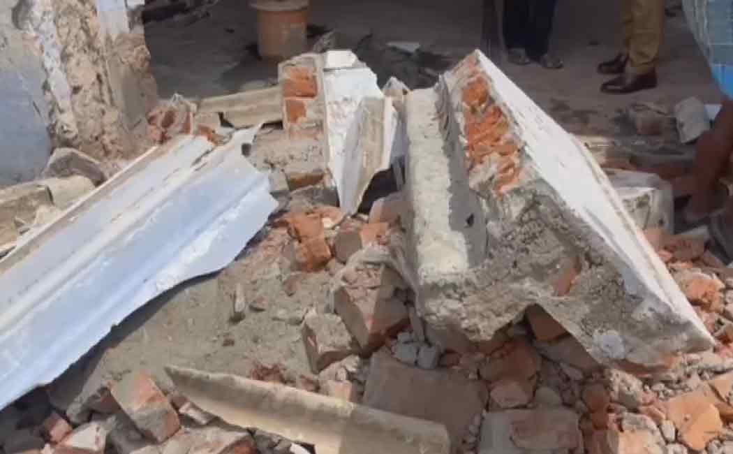 The wall collapsed and the worker passes away