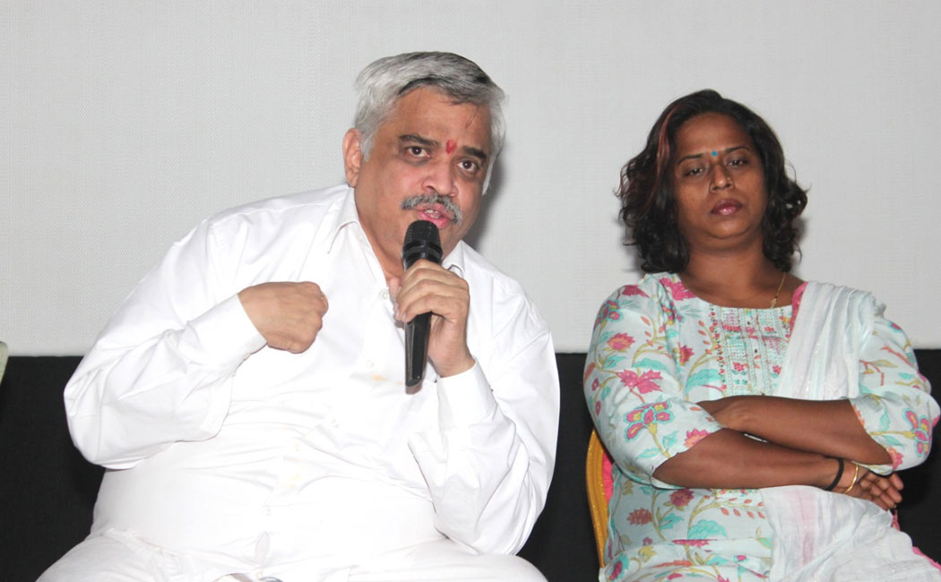 School Campuz movie press meet