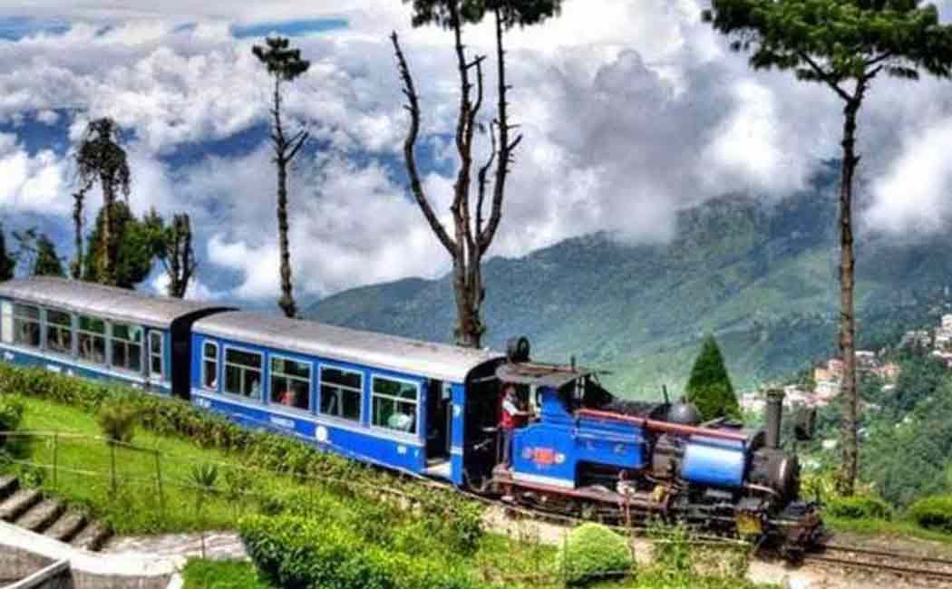 six beautiful Mountain railways of India