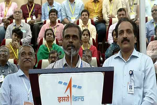 "Scientists have worked 24 hours more than the Prime Minister" - Advocate Balu
