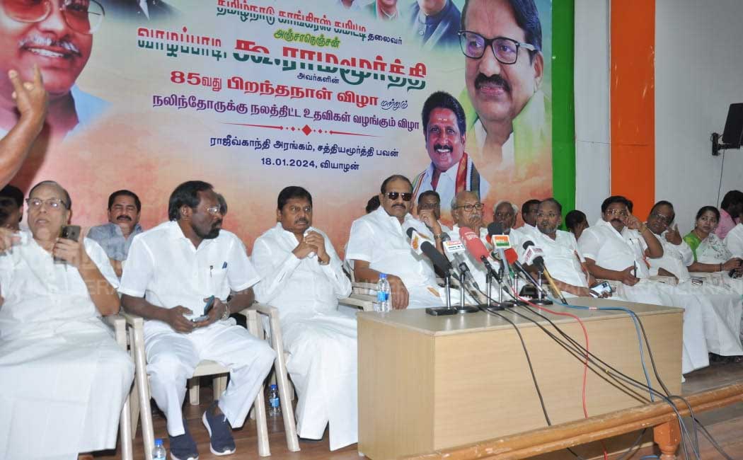 Vazhapadi k Ramamurthy's birthday party under the leadership of Tamil Nadu Congress (Pictures)
