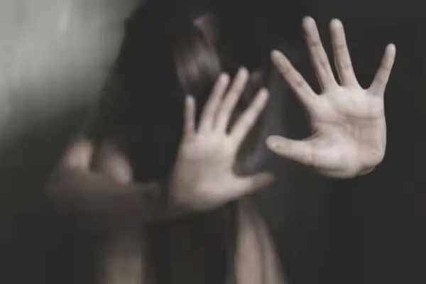 Tragedy befalls a girl who was assaulted Ambulance kept waiting bihar