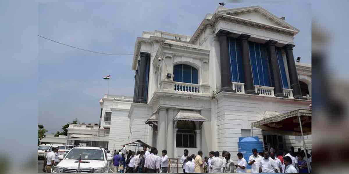Entitlement amount for heads of household; political parties comment