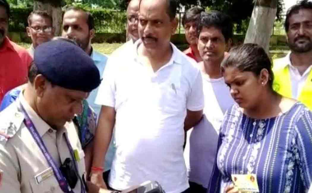 odisha mla fined for breaking traffic rules